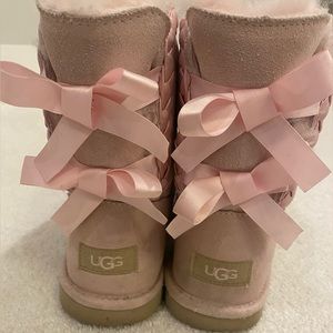 Light Pink Ugg Boots